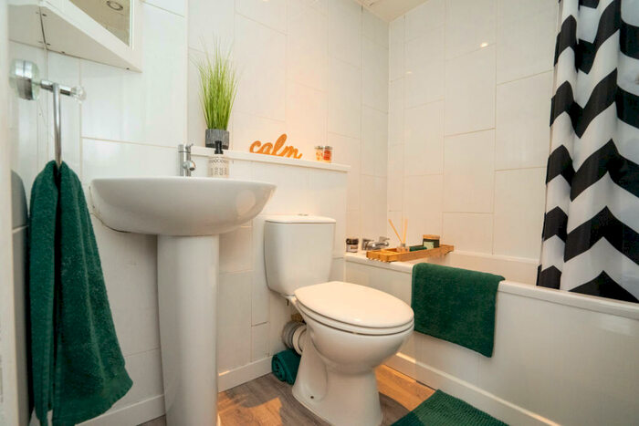 1 Bedroom Flat For Sale In Grantown Gardens, Glenmavis, ML6