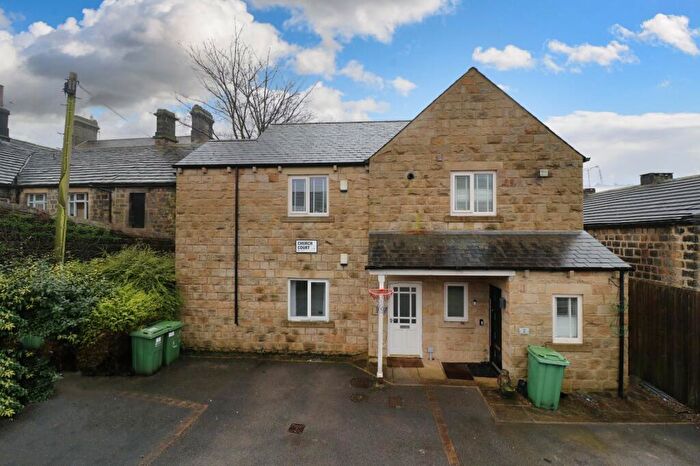 2 Bedroom Flat To Rent In Church Court, The Square, Horsforth, Leeds, LS18