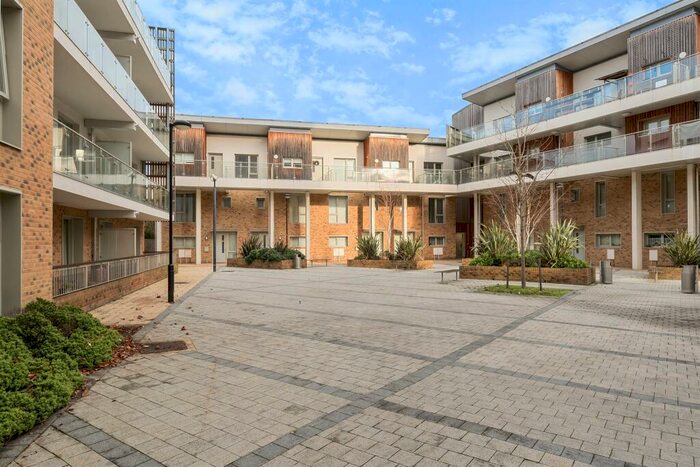 1 Bedroom Apartment To Rent In Kidwells Close, Maidenhead, SL6