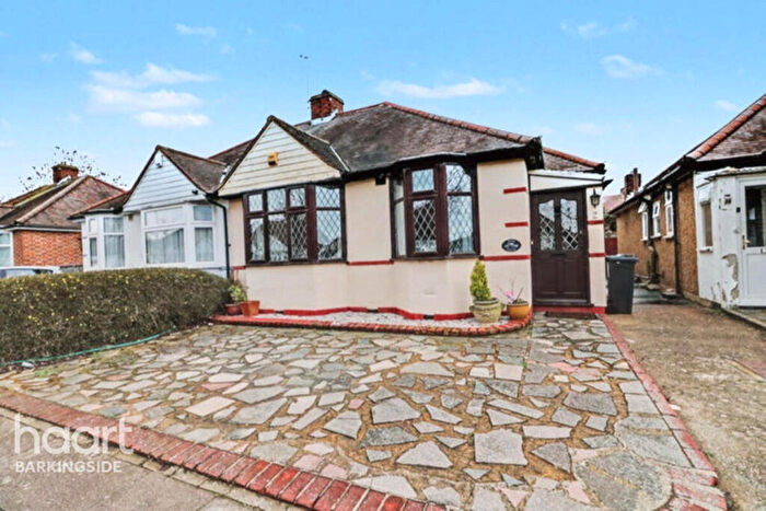 2 Bedroom Bungalow For Sale In Kelsie Way, Hainault, IG6