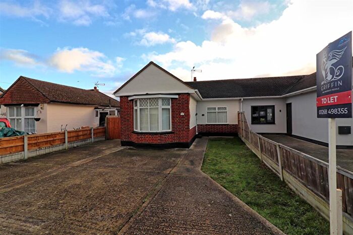 1 Bedroom Semi-Detached Bungalow To Rent In Boyce View Drive, Benfleet, SS7