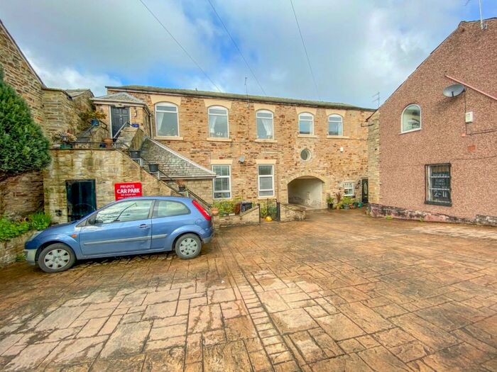 3 Bedroom Flat To Rent In Compstall Road, Marple Bridge, Stockport, SK6