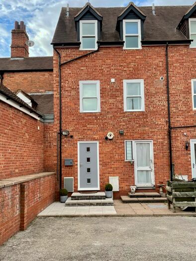 2 Bedroom Duplex To Rent In St Nicholas Church Street, Warwick, CV34