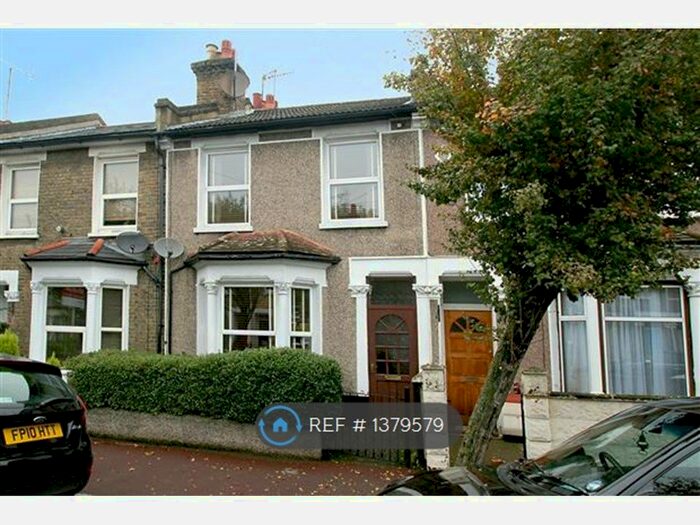 4 Bedroom End Of Terrace House To Rent In Fearon Street, London, SE10