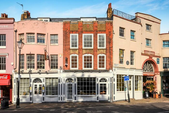 2 Bedroom Flat To Rent In Stockwell Street, London SE10