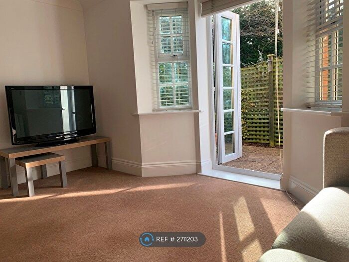 2 Bedroom Flat To Rent In Meadow Vale Close, Yarm, TS15