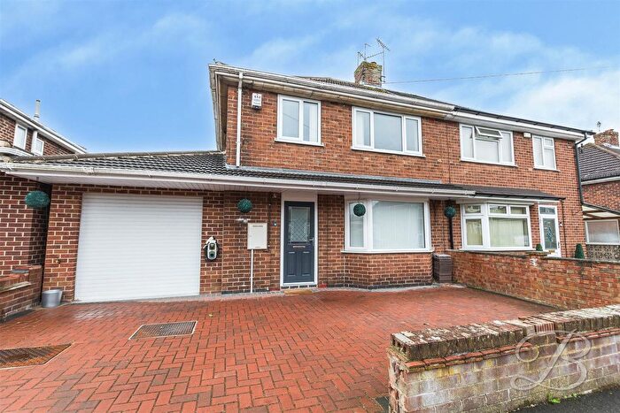 3 Bedroom Semi-detached House For Sale In Park Avenue, Kirkby-In-Ashfield, Nottingham, NG17