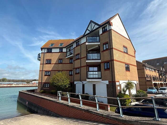 1 Bedroom Apartment To Rent In Emerald Quay, Shoreham-by-Sea, BN43