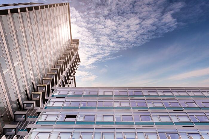 1 Bedroom Flat To Rent In Northpoint, Ewell Road, Surbiton, KT6