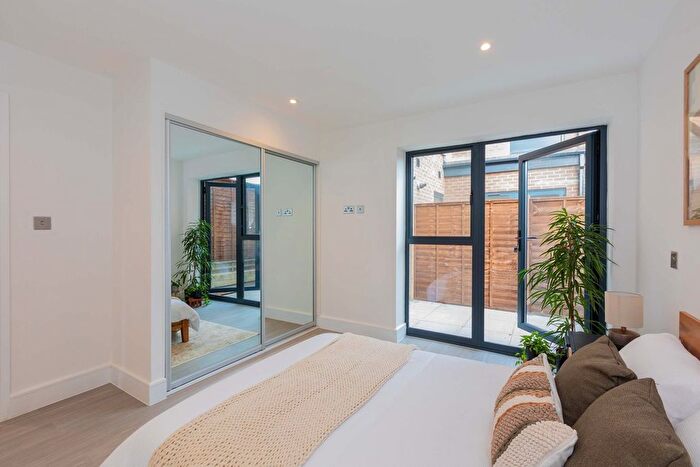 1 Bedroom Flat For Sale In Nord Court, Church Road, Northolt, UB5