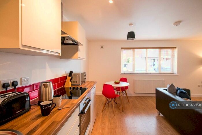 1 Bedroom Flat To Rent In Coleridge Way, Crewe, CW1