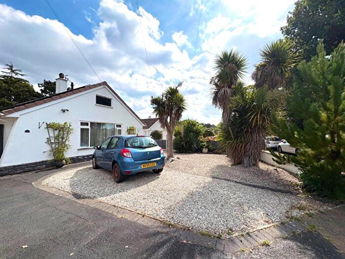 3 Bedroom Detached Bungalow For Sale In Melbury Close, Ferndown, BH22