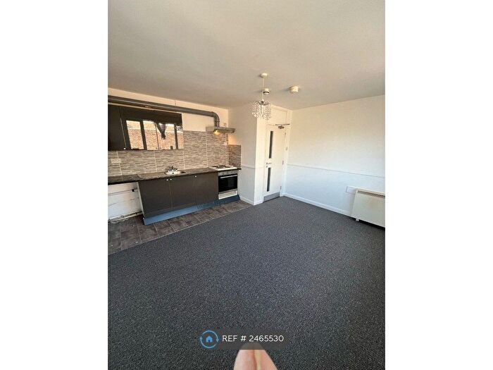 1 Bedroom Flat To Rent In The Malvern, Hastings, TN34