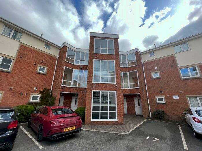 2 Bedroom House To Rent In Park Square, OL6