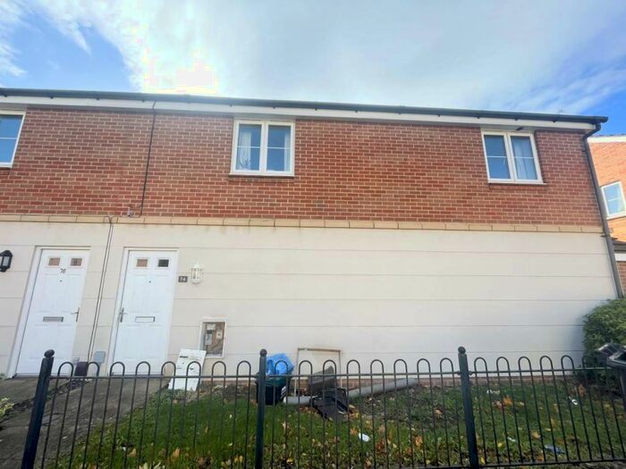 2 Bedroom Coach House To Rent In Montreal Avenue, Horfield, Bristol, BS7