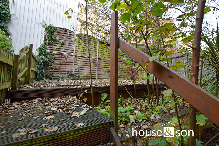 1 Bedroom Apartment For Sale In St Peters Road, Bournemouth, Dorset, BH1
