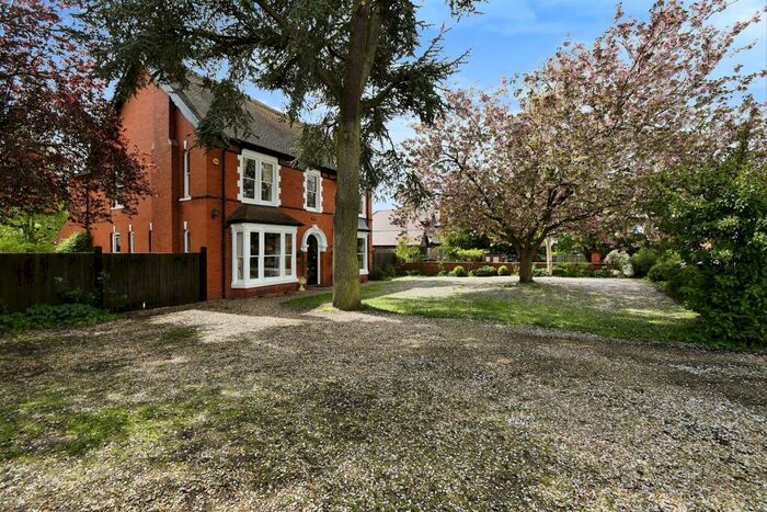 4 Bedroom Detached House For Sale In Station Road, Bardney, Lincoln, LN3