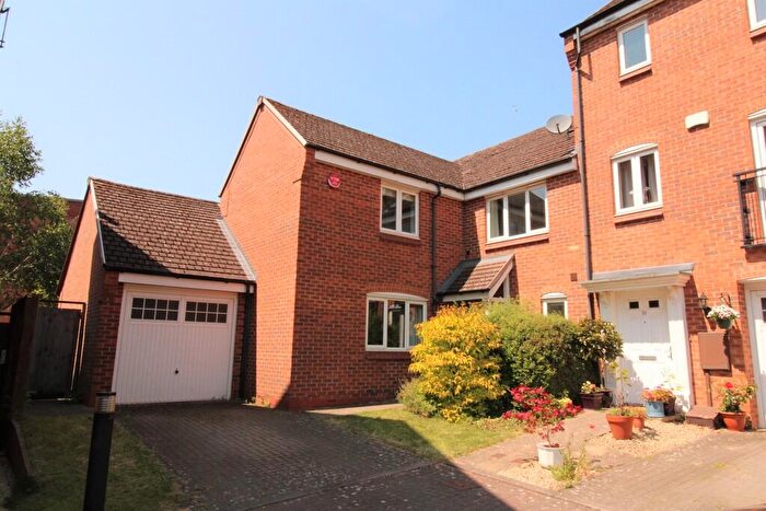 4 Bedroom Town House To Rent In Beech Road, Harborne, B17