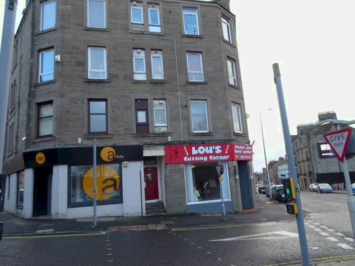 1 Bedroom Flat To Rent In Strathmartine Road, Coldside, Dundee, DD3