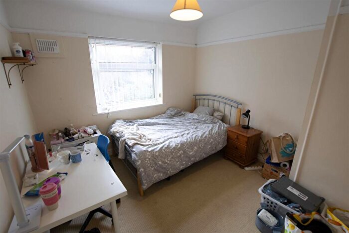 4 Bedroom House To Rent In Nately Grove, Birmingham, West Midlands, B29