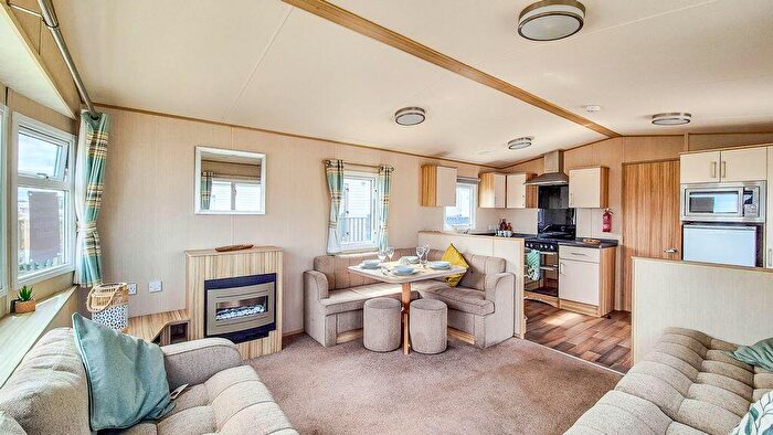 3 Bedroom Park Home For Sale In Lossiemouth Holiday Park, IV31