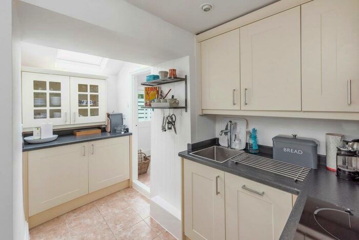 2 Bedroom Cottage To Rent In School Place, Claverton, Bath, BA2