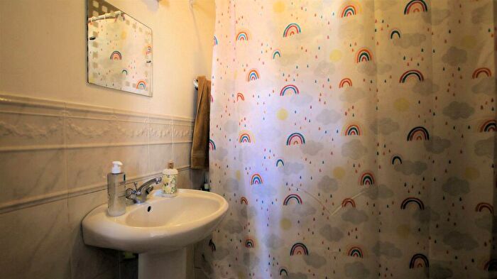 2 Bedroom House To Rent In Artillery Mews, Tilehurst Road, Reading, RG30