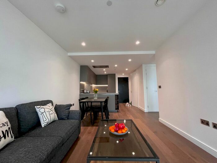 2 Bedroom Flat To Rent In Cutter Lane, London, SE10