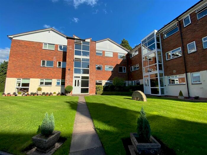 2 Bedroom Flat To Rent In Redlake Road, Stourbridge, DY9