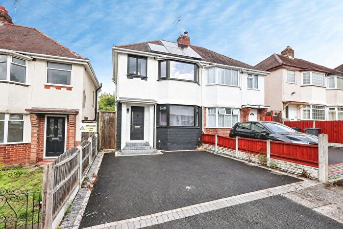 3 Bedroom Semi-Detached House For Sale In Widney Avenue, Birmingham, West Midlands, B29
