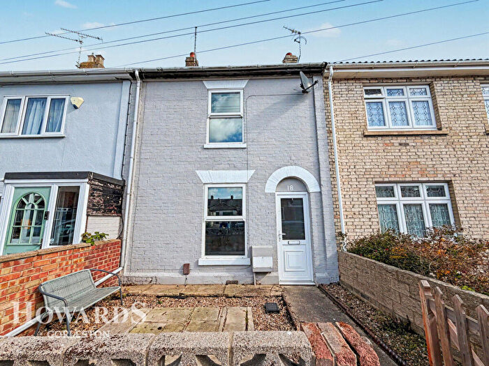 3 Bedroom Terraced House For Sale In Stradbroke Road, Gorleston, NR31
