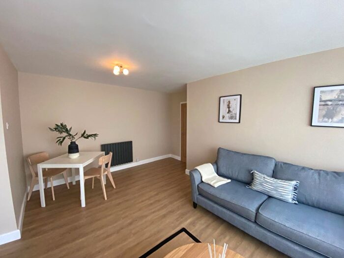 1 Bedroom Flat To Rent In Beach Road, South Shields, NE33