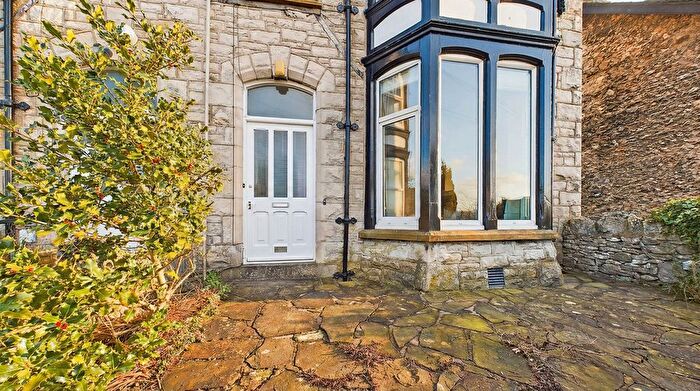 1 Bedroom Flat For Sale In Church Hill, Arnside, LA5