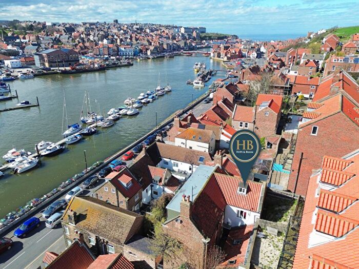 2 Bedroom Cottage For Sale In Worlds End Cottage, Whitby, YO22