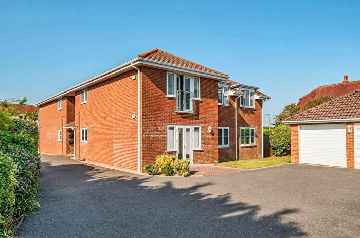 2 Bedroom Apartment For Sale In Grove Gardens, Barton On Sea, New Milton, BH25
