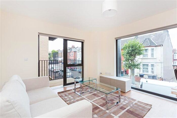1 Bedroom Apartment To Rent In Newman Close, Willesden Green, NW10