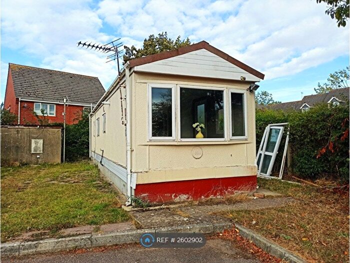 2 Bedroom Mobile/park Home To Rent In Quedgeley Park, Gloucester, GL4