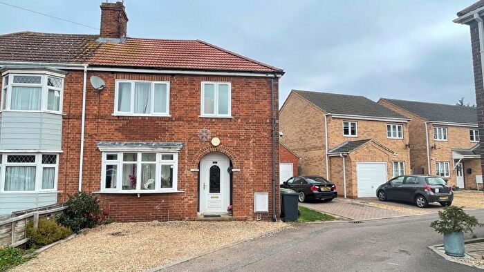 4 Bedroom Semi-Detached House For Sale In Atkinson Street, Peterborough, PE1