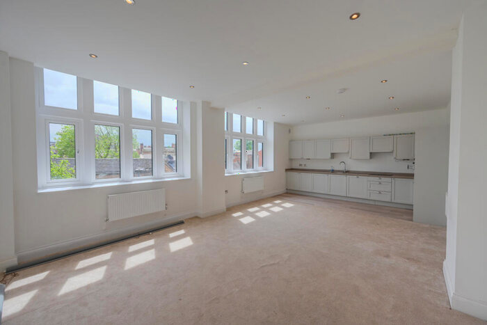 2 Bedroom Apartment To Rent In St. Marys Gate, Derby, DE1