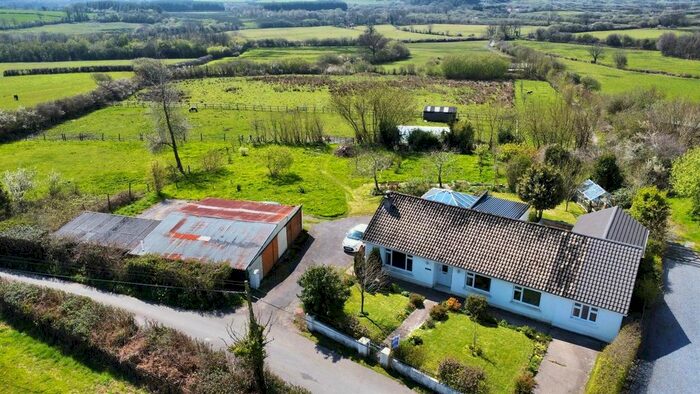5 Bedroom Farm For Sale In Thomas Chapel, Begelly, Kilgetty, SA68