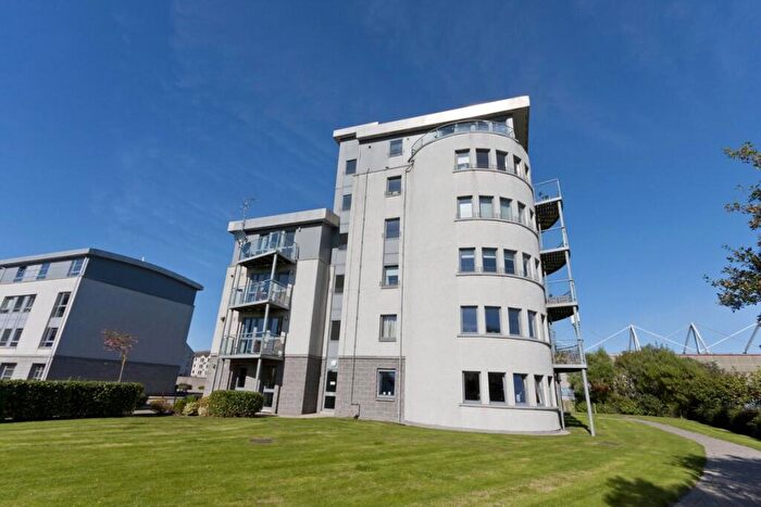 2 Bedroom Flat To Rent In Merkland Lane, City Centre, Aberdeen, AB24