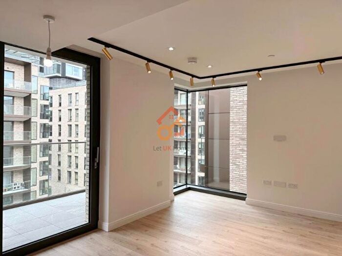 2 Bedroom Flat To Rent In Vermont House, Dingley Road, London, EC1V