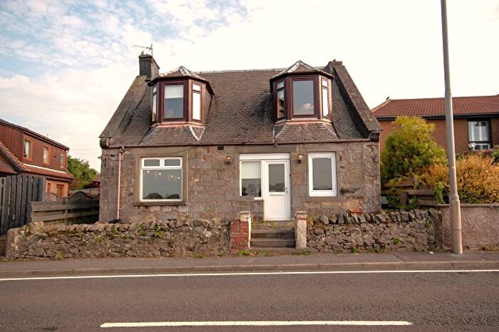 2 Bedroom Detached House For Sale In Carnock Road, Gowkhall, KY12