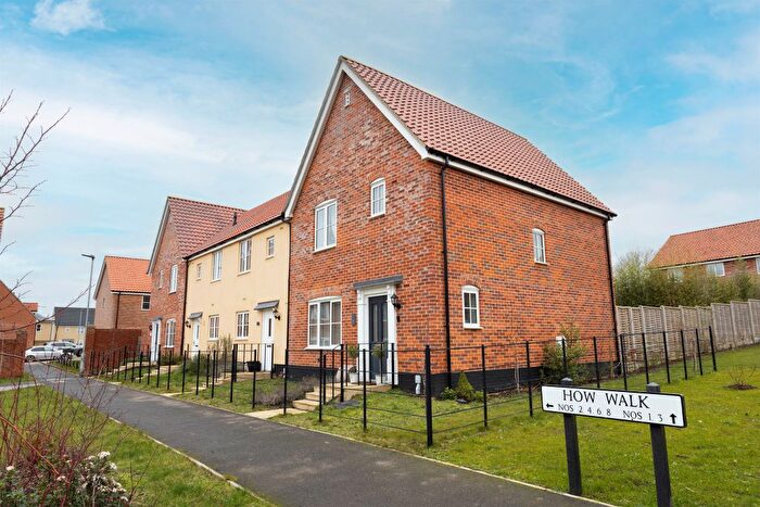 3 Bedroom End Terrace House For Sale In How Walk, Onehouse, Stowmarket, IP14