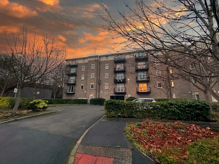 2 Bedroom Apartment To Rent In Thackray Court, Horsforth, LS18