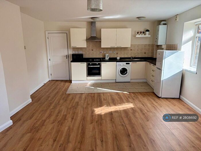 1 Bedroom Flat To Rent In Verney Road, London, SE16