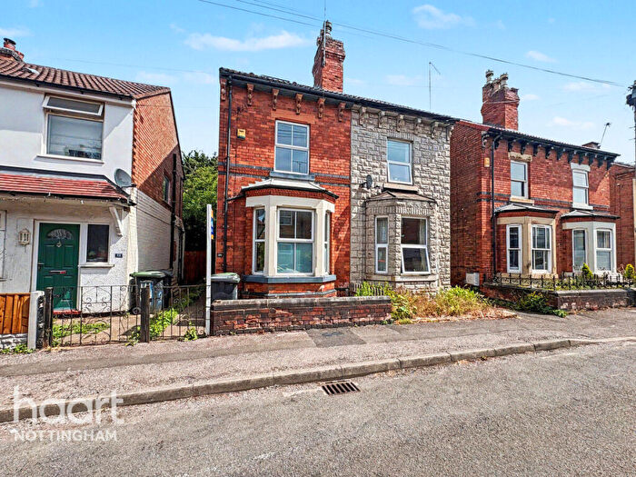 4 Bedroom Semi-Detached House For Sale In Dagmar Grove, Beeston, NG9