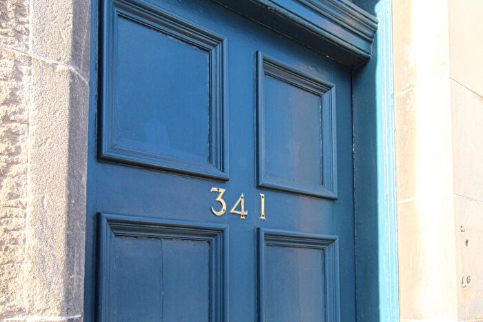 4 Bedroom Flat To Rent In Easter Road, Edinburgh, EH6