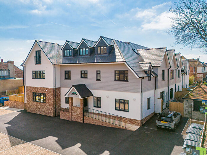 2 Bedroom Apartment To Rent In Carter Street, Sandown, PO36