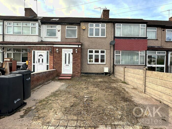 3 Bedroom Terraced House To Rent In Aldridge Avenue, Enfield, EN3